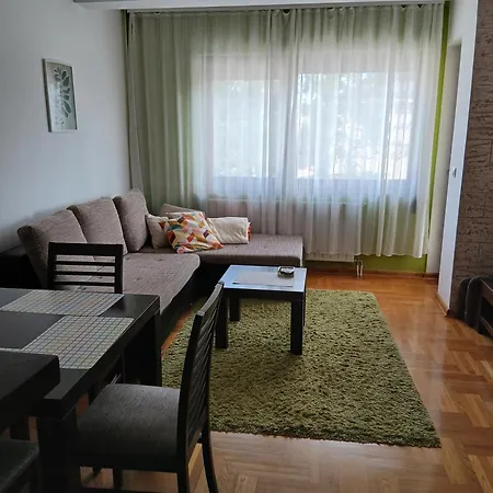 Apartman Nora